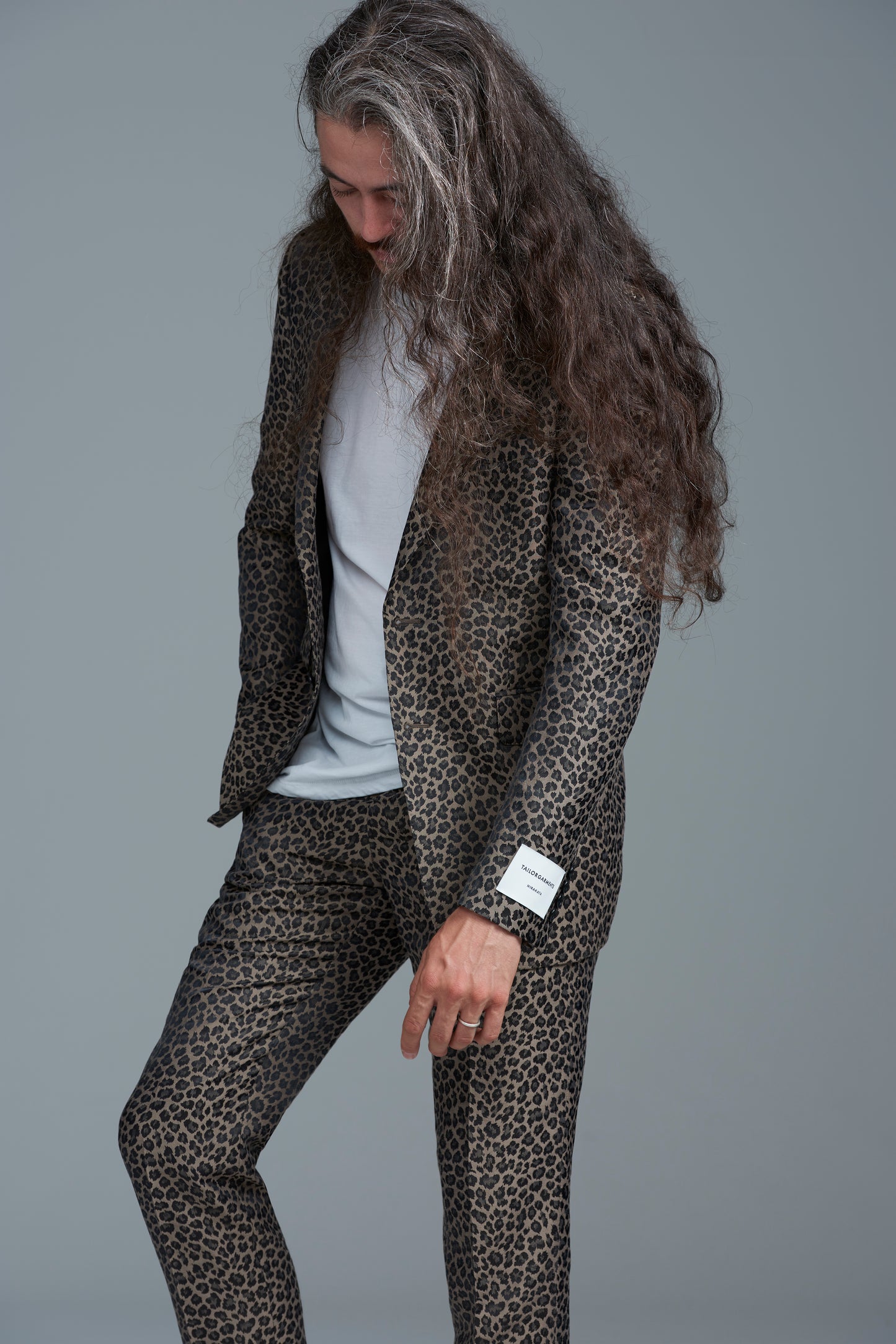 <span>Slim Line Suit</span><br>tex No. 16616 / HM / セットアップ
