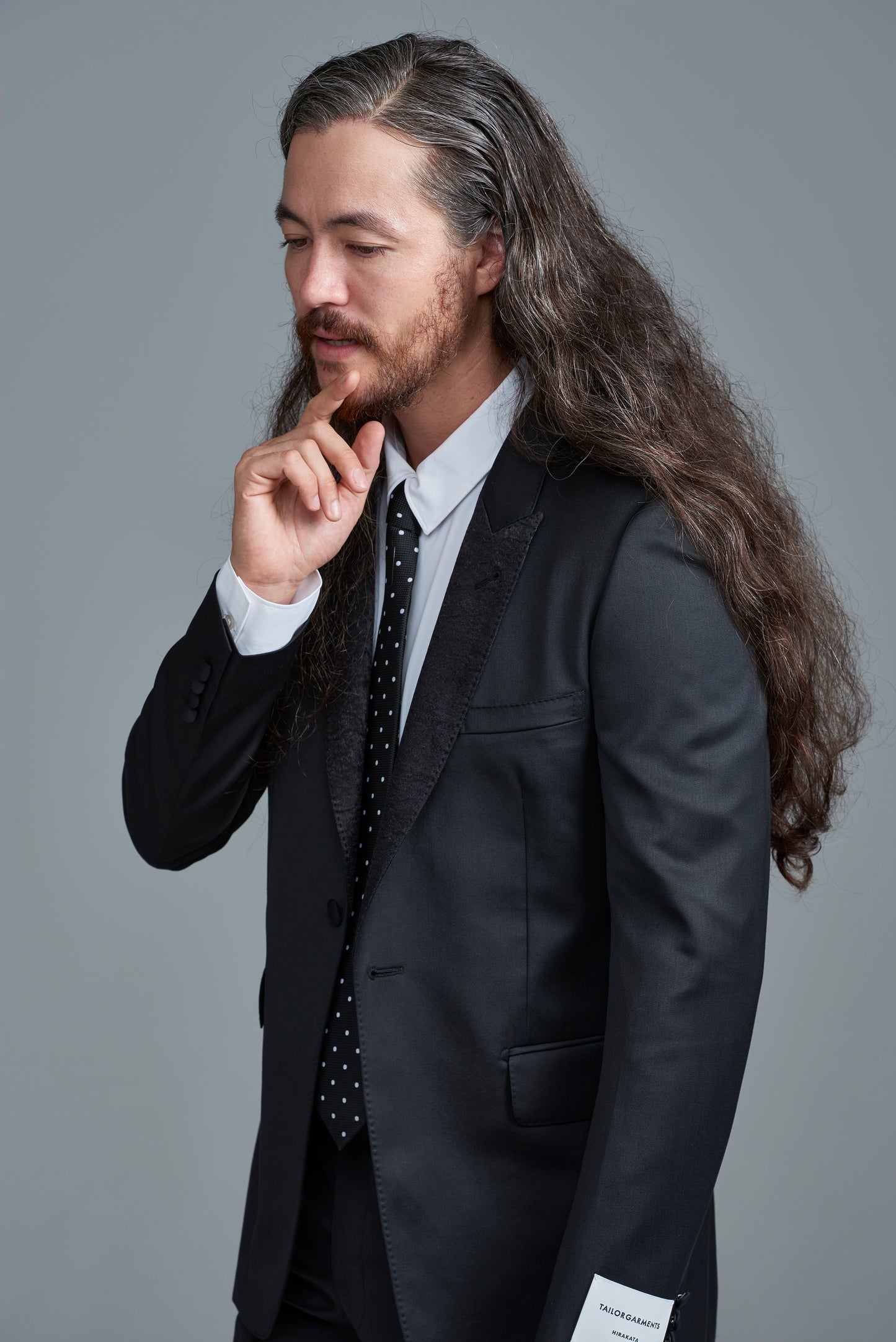 <span>Slim Line Suit</span><br>tex No. 14609 / K / セットアップタキシード