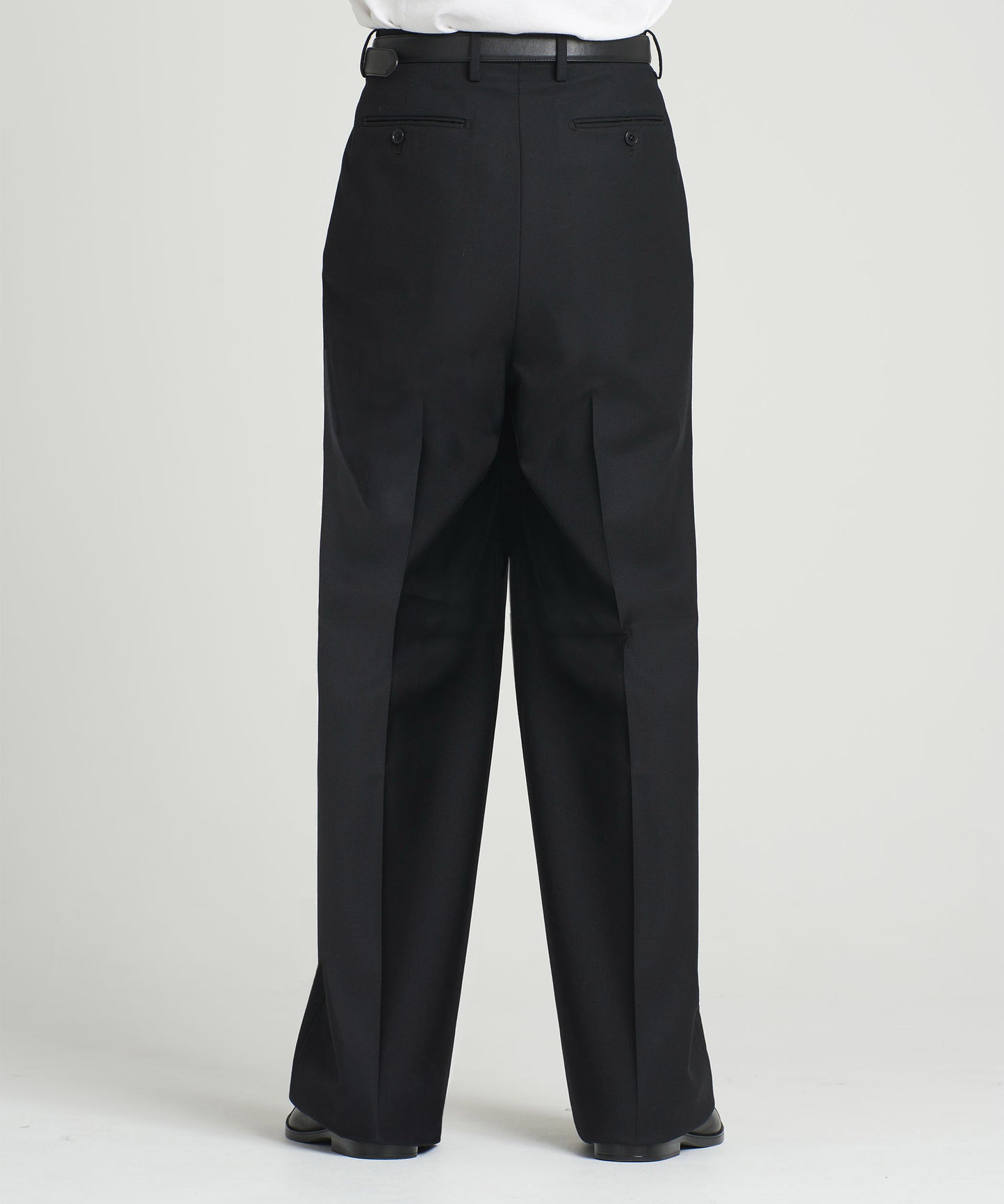 1タックワイド<br><span>Relax Line Wide</span>