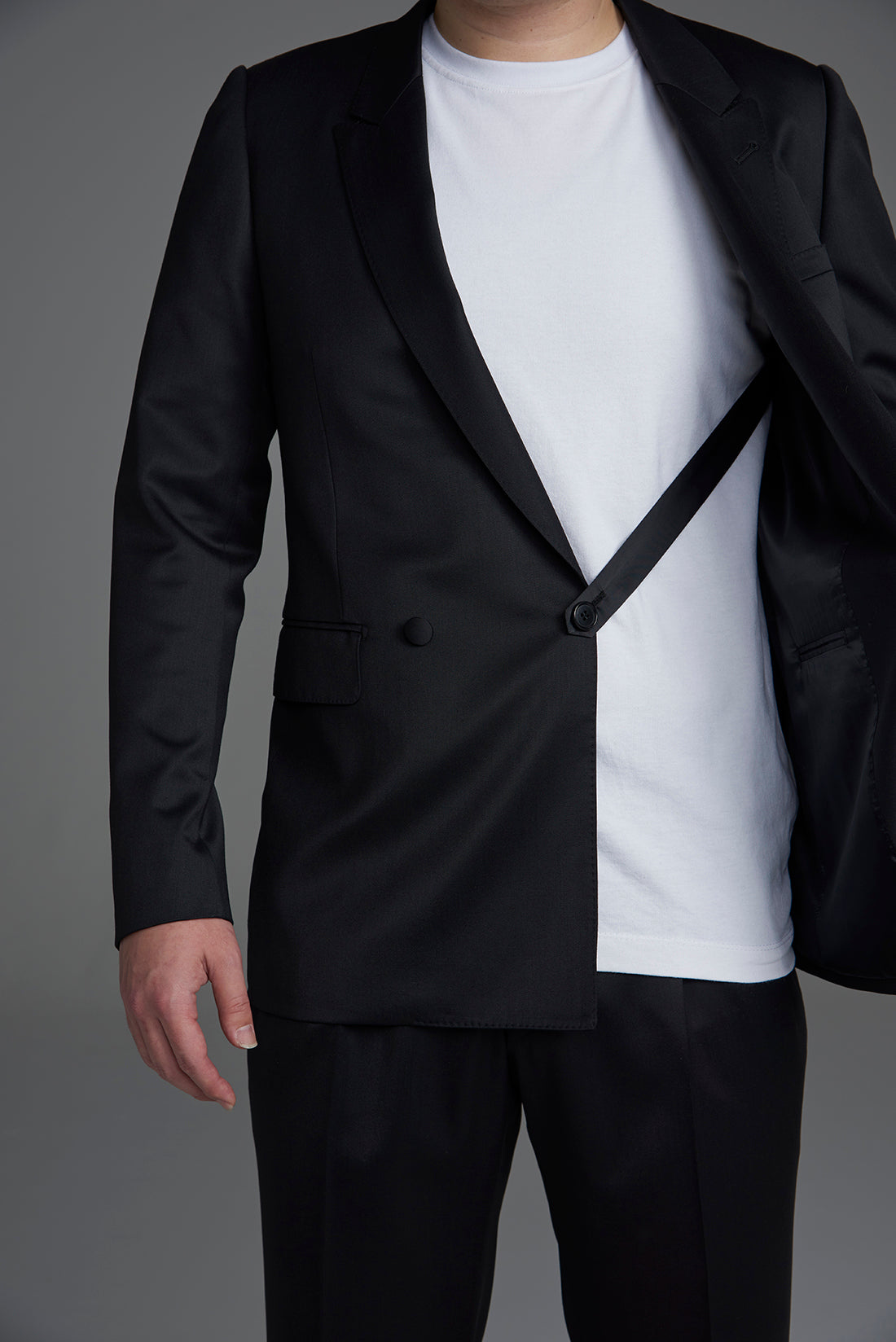 スリムダブルブレストジャケット<br><span>Slim Line Jacket</span>