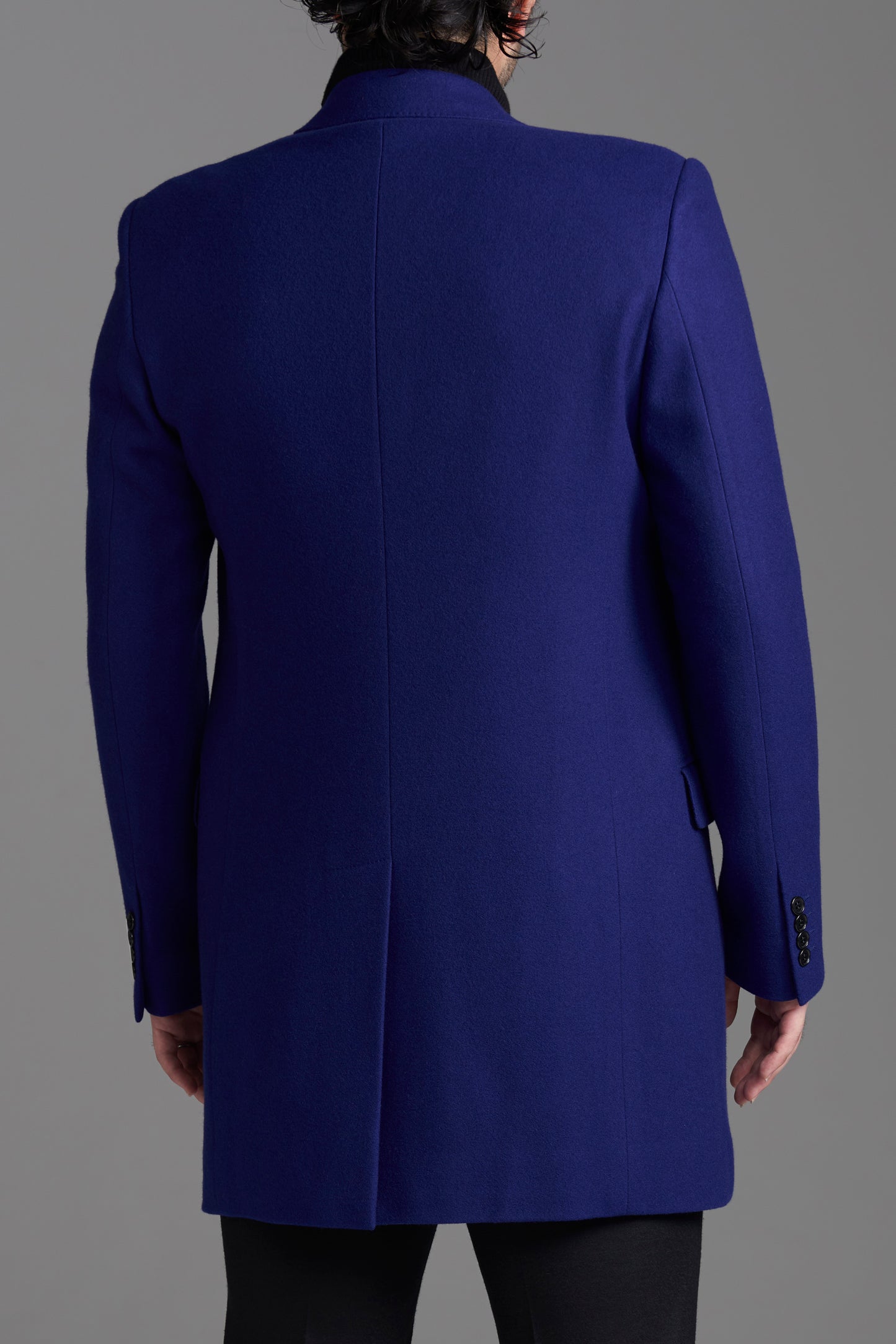 4ボタンチェスターコート<br><span>Slim line Coat</span>