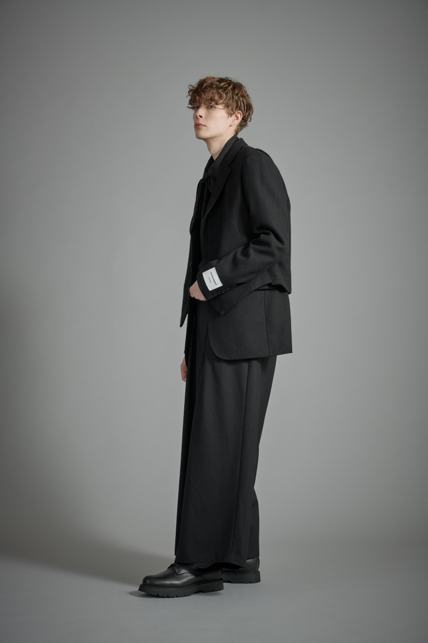 <span>Slim Line </span><br>tex No. 19612 / K / アンサンブルセットアップ