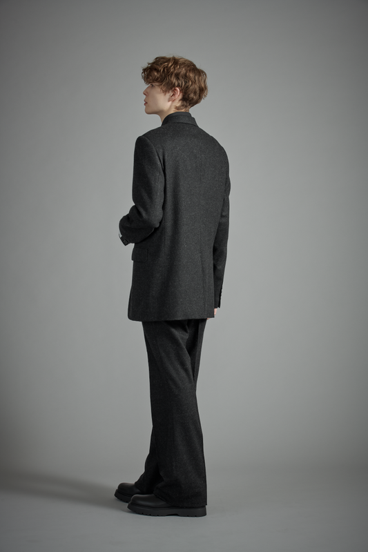 <span>Slim Line Suit</span><br>tex No. 19608 / FD / セットアップ