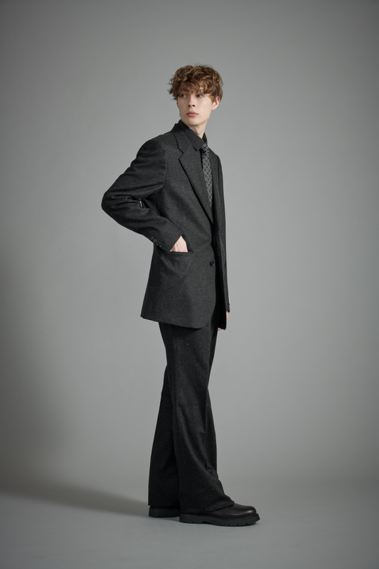 <span>Slim Line Suit</span><br>tex No. 19608 / FD / セットアップ