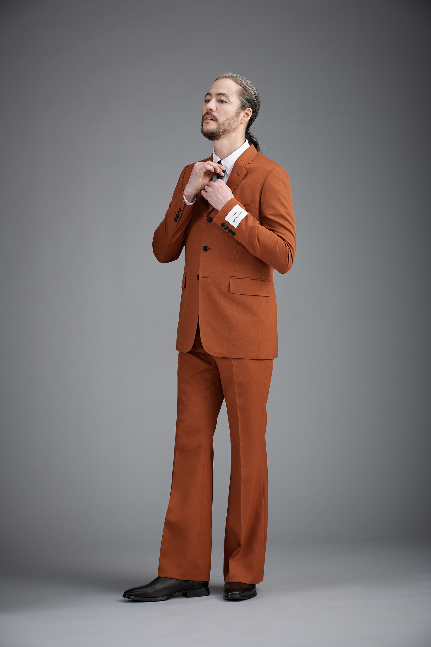 <span>Slim Line Suit</span><br>tex No. 18605 / RM / セットアップ