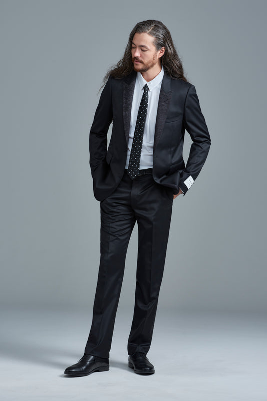 <span>Slim Line Suit</span><br>tex No. 14609 / K / セットアップタキシード