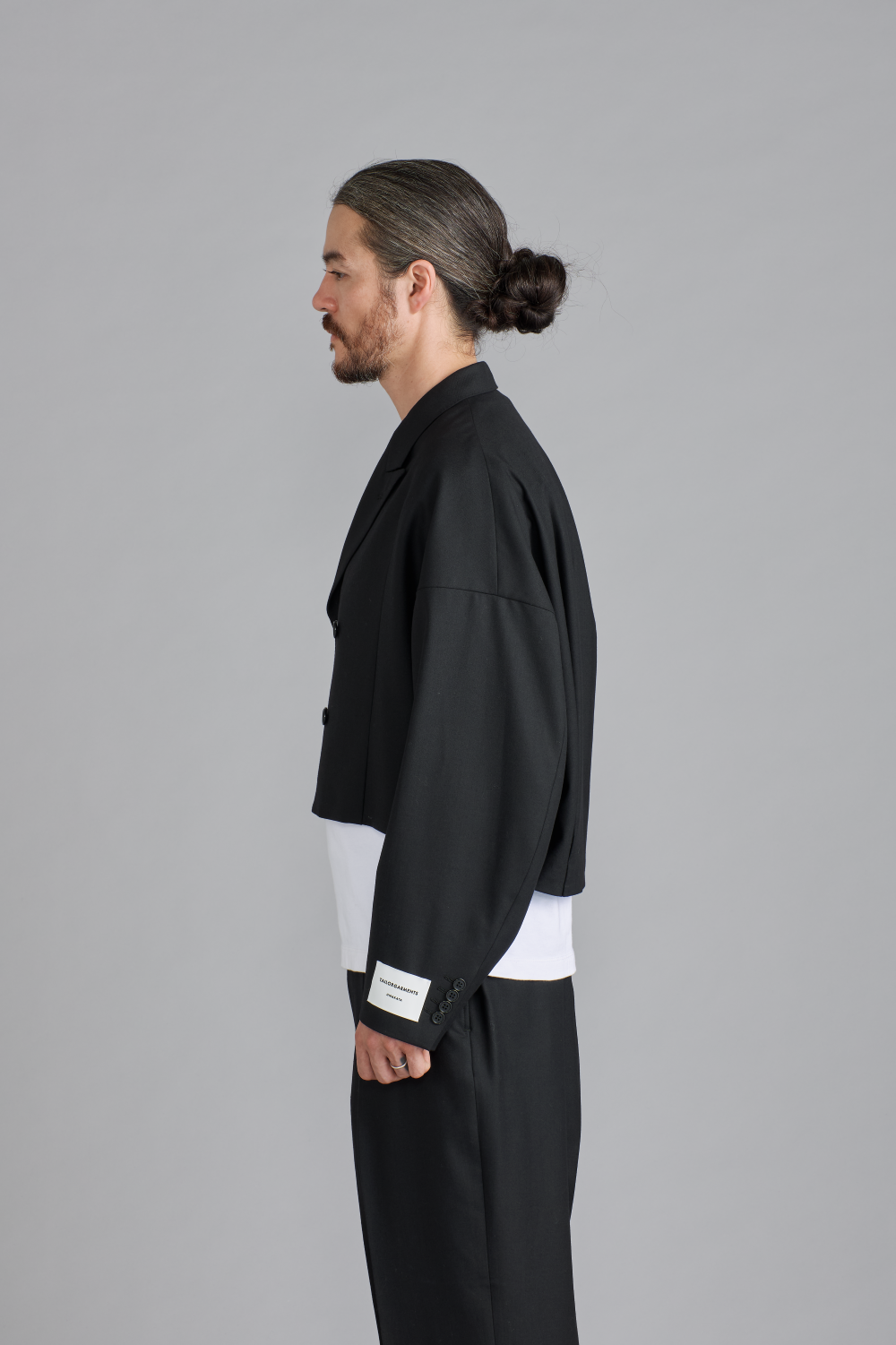 オーバーサイズ ショート ジャケット<br><span>Relax Line Jacket</span>