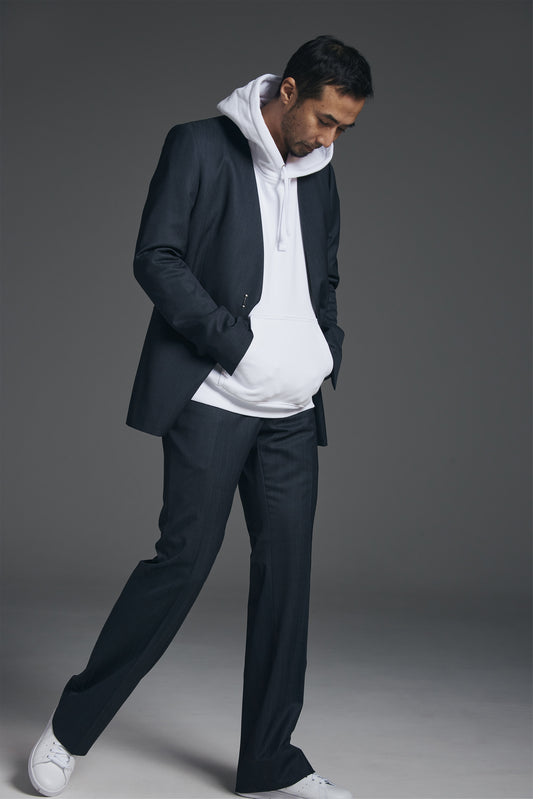 <span>Slim Line Suit</span><br>tex No. 14609 / EM / セットアップ