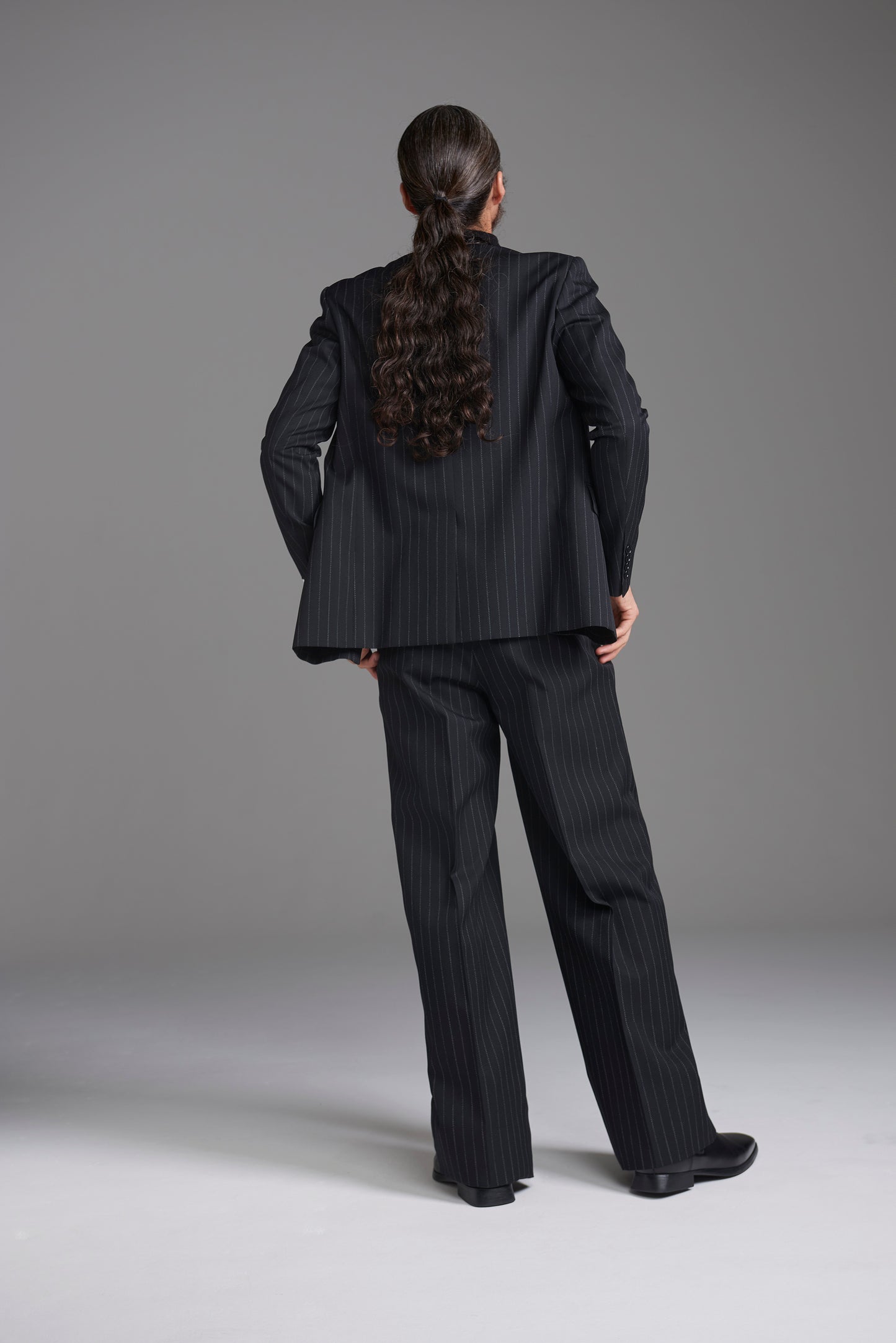 <span>Slim Line Suit</span><br>tex No. 15609 / K / セットアップ