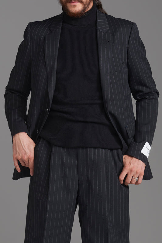 スリム2ボタンショートジャケット<br><span>Slim Short Line Jacket</span>