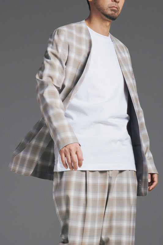 リラックスボタンレスジャケット<br><span>Relax Line Jacket</span>