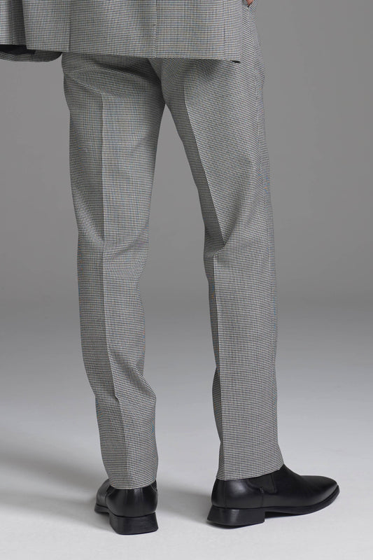 ノータックストレートパンツ<br><span>Slim Line Straight</span>